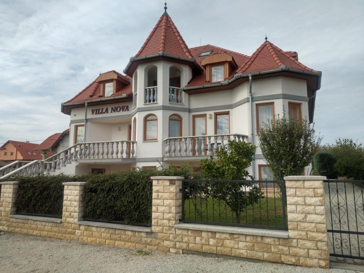 Villa Nova Хевиз Экстерьер фото